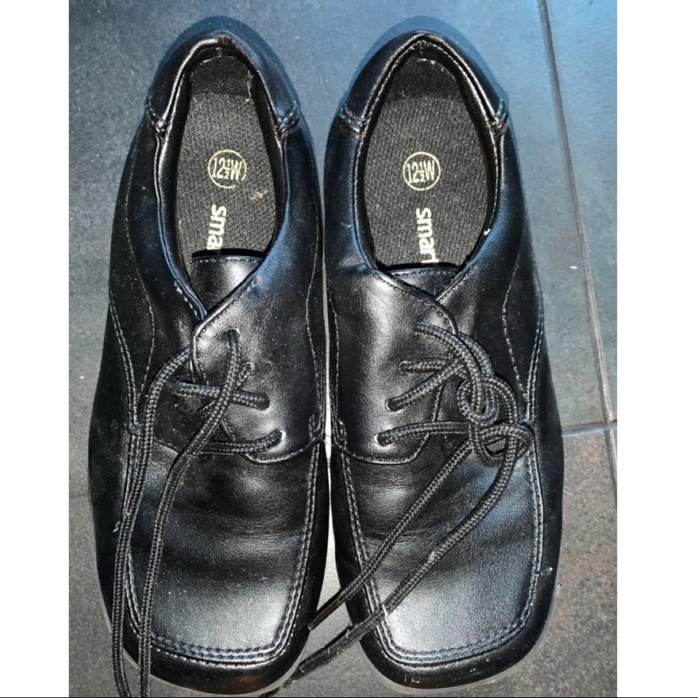 SmartFit Boys Black Dress Shoes